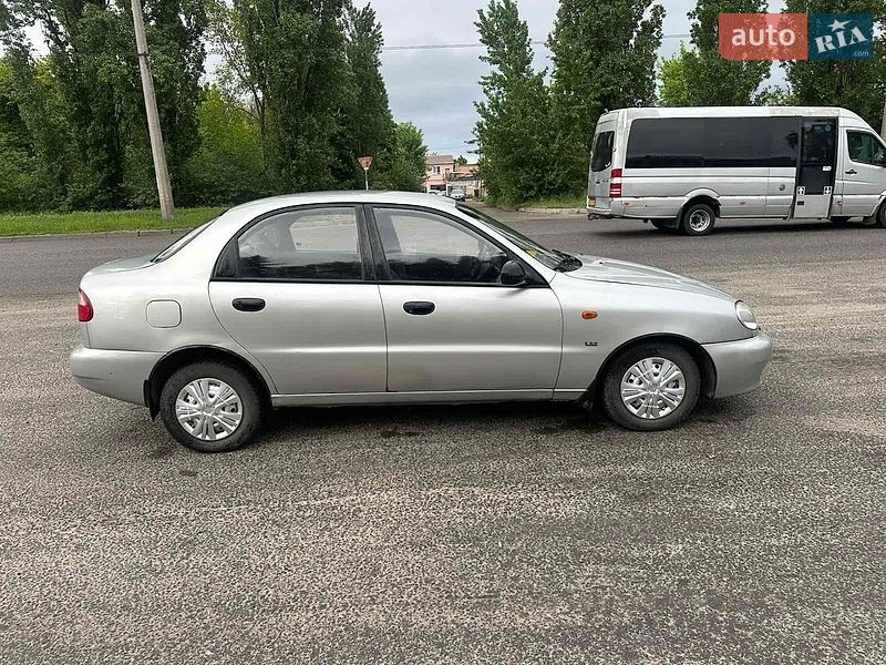 Седан Daewoo Lanos 2002 в Черкассах