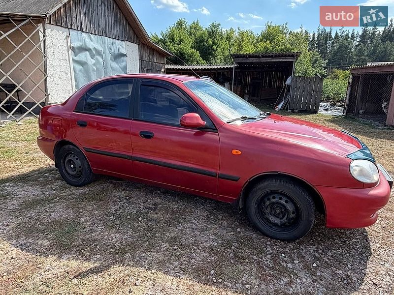 Седан Daewoo Lanos 2008 в Коростене