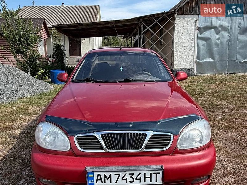 Седан Daewoo Lanos 2008 в Коростене