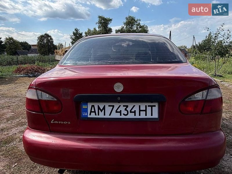Седан Daewoo Lanos 2008 в Коростене