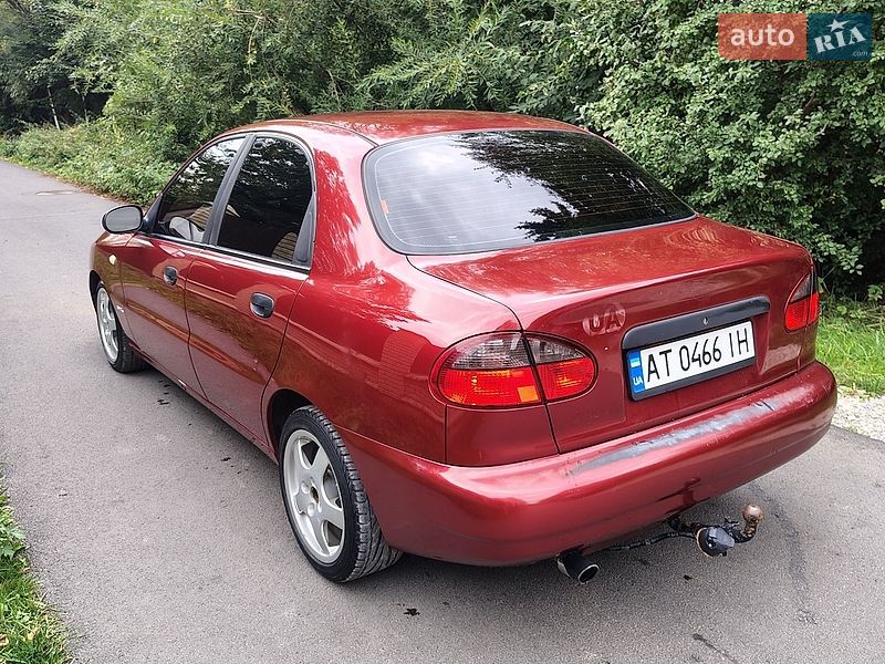 Седан Daewoo Lanos 2004 в Ивано-Франковске