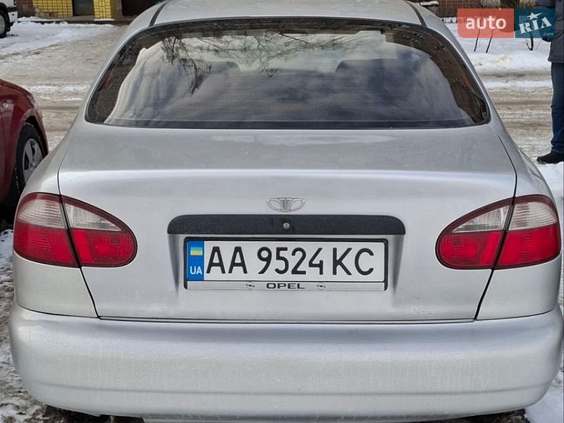 Седан Daewoo Lanos 2006 в Киеве