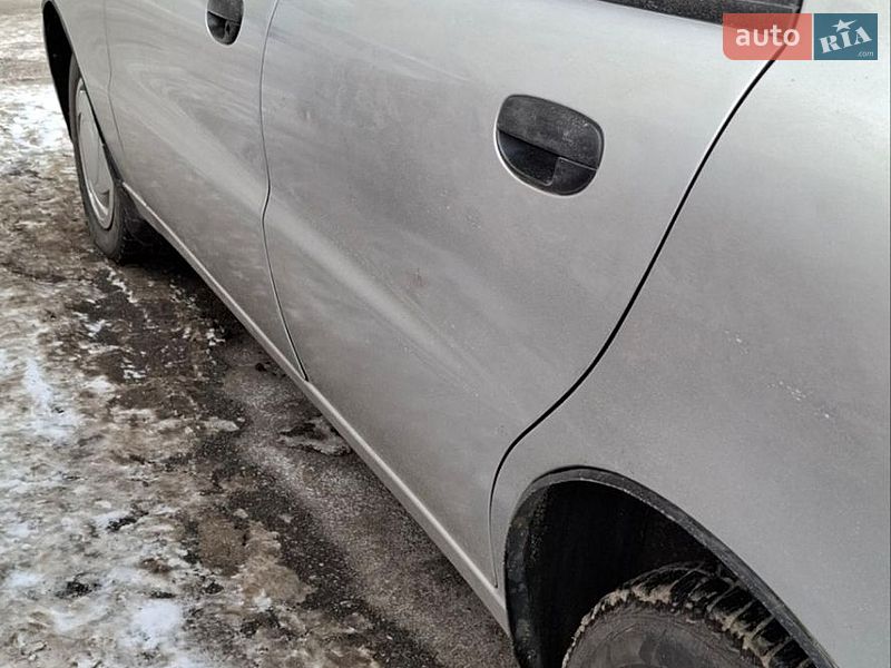 Седан Daewoo Lanos 2006 в Киеве