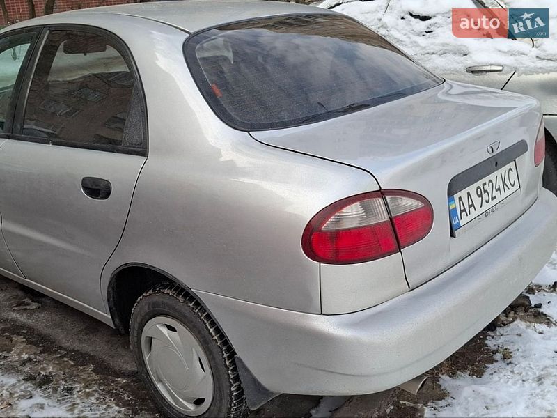 Седан Daewoo Lanos 2006 в Киеве