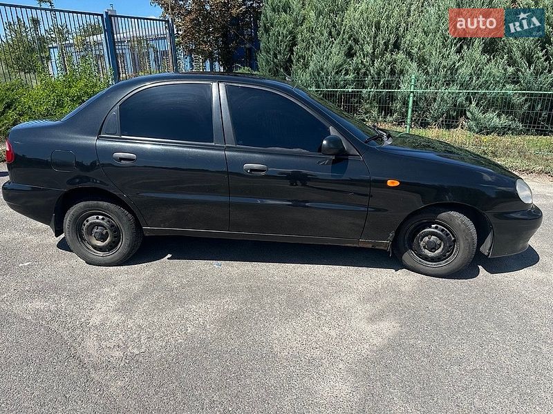 Седан Daewoo Lanos 2008 в Самарі