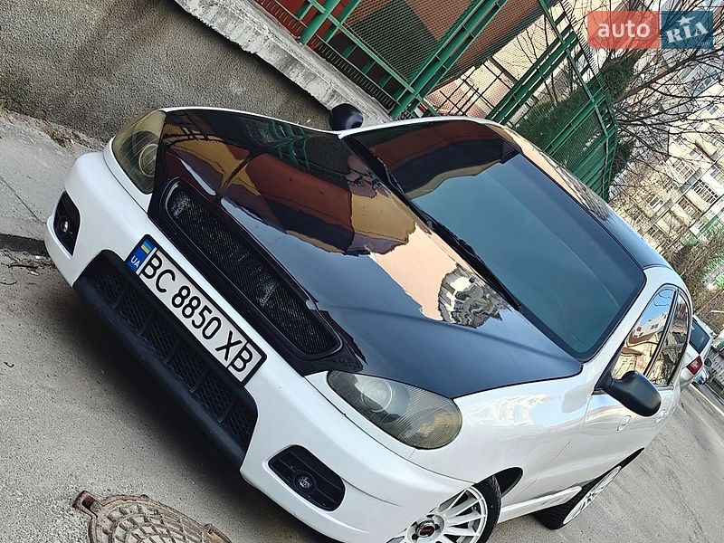 Седан Daewoo Lanos 2003 в Львові