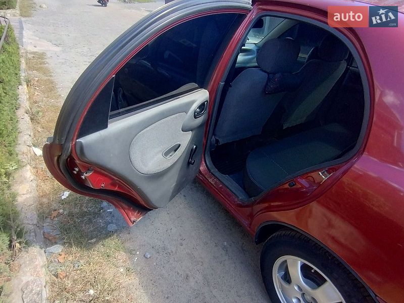 Седан Daewoo Lanos 2006 в Києві