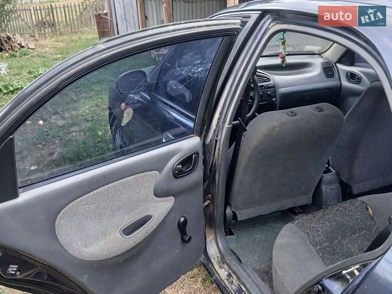 Седан Daewoo Lanos 2006 в Івано-Франківську