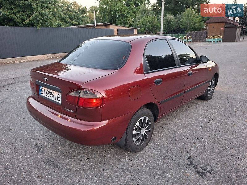 Седан Daewoo Lanos 2003 в Полтаве