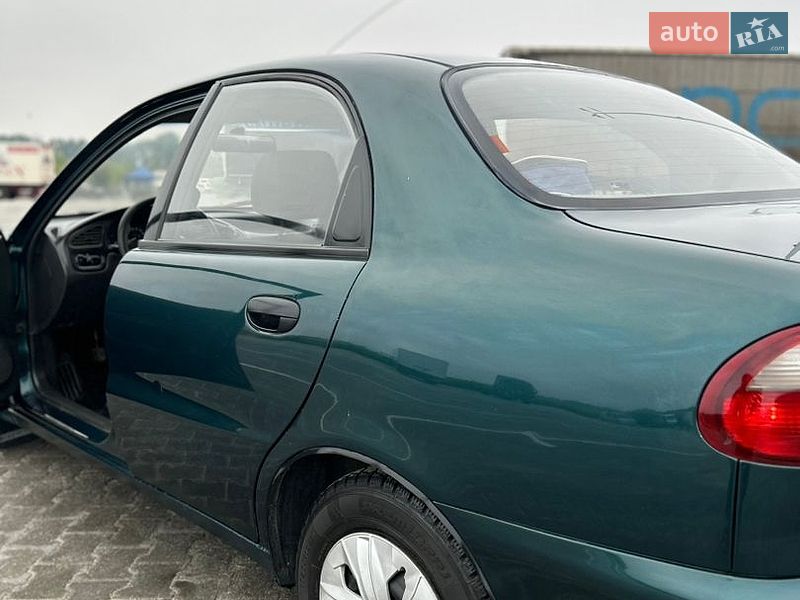 Седан Daewoo Lanos 2004 в Києві фото 5 Седан Daewoo Lanos 2004 в Києві