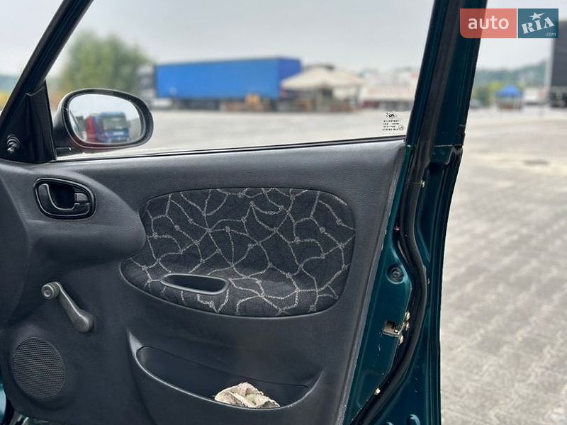 Седан Daewoo Lanos 2004 в Києві фото 10 Седан Daewoo Lanos 2004 в Києві
