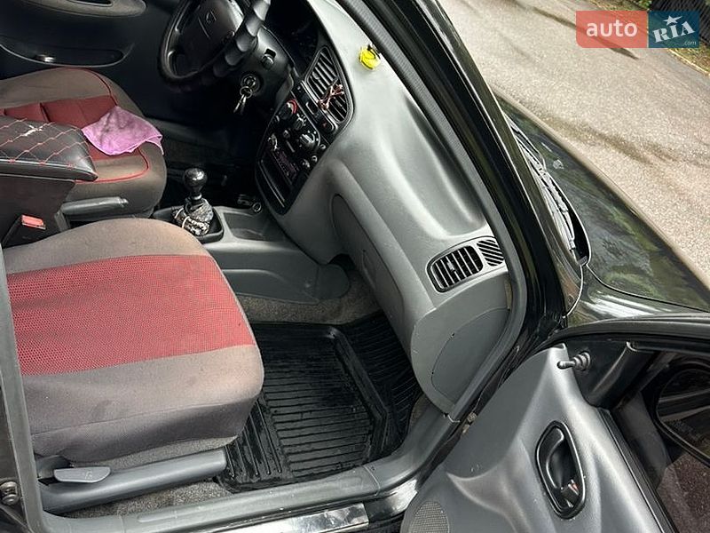 Седан Daewoo Lanos 2008 в Луцьку
