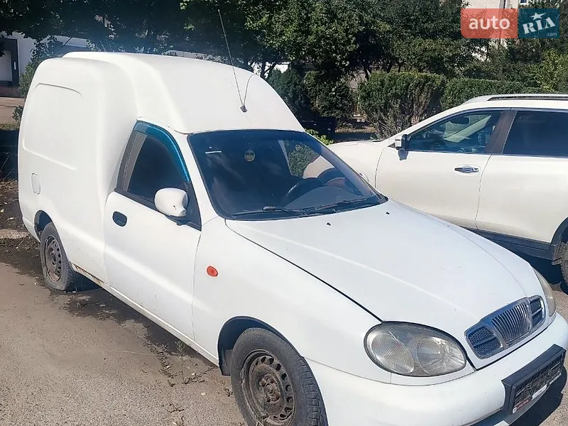 Daewoo Lanos 2012