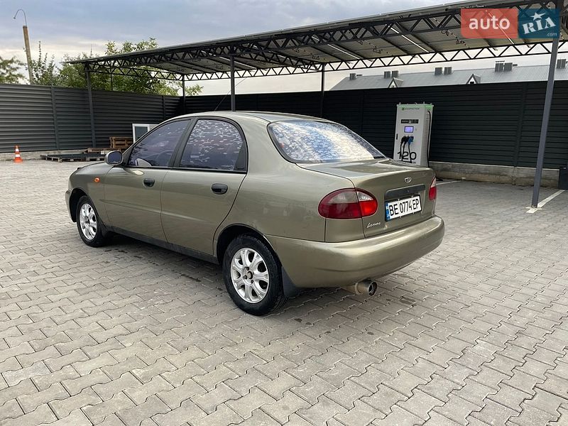 Седан Daewoo Lanos 2003 в Миколаєві