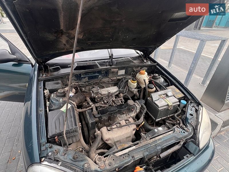 Седан Daewoo Lanos 2004 в Киеве