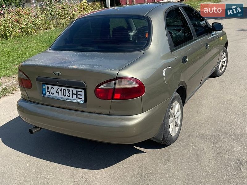 Седан Daewoo Lanos 2004 в Луцьку