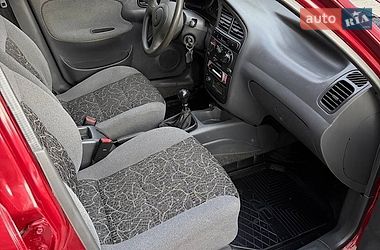Седан Daewoo Lanos 2004 в Хмельницком