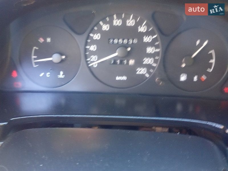 Седан Daewoo Lanos 2005 в Львові