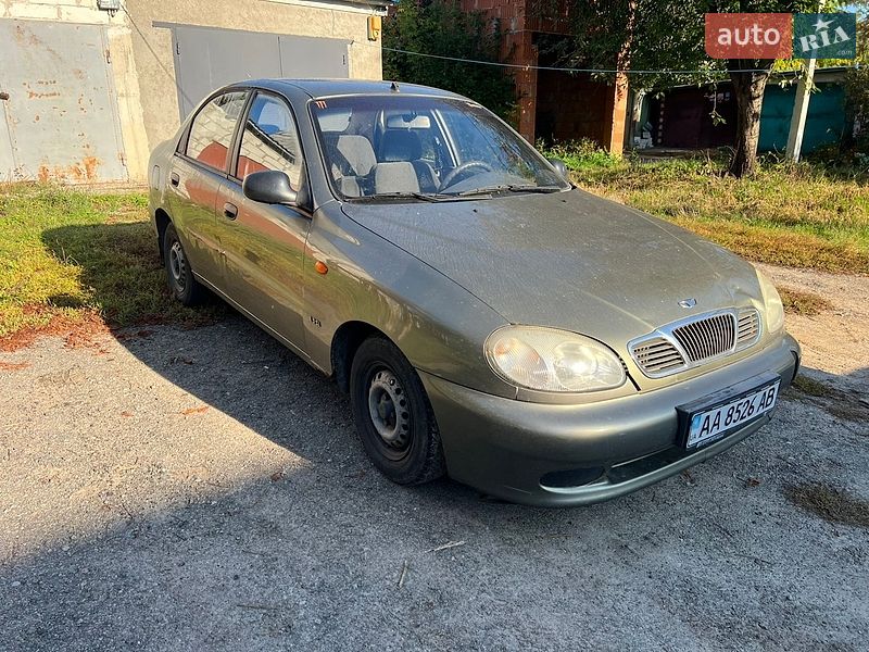 Седан Daewoo Lanos 2004 в Макарове