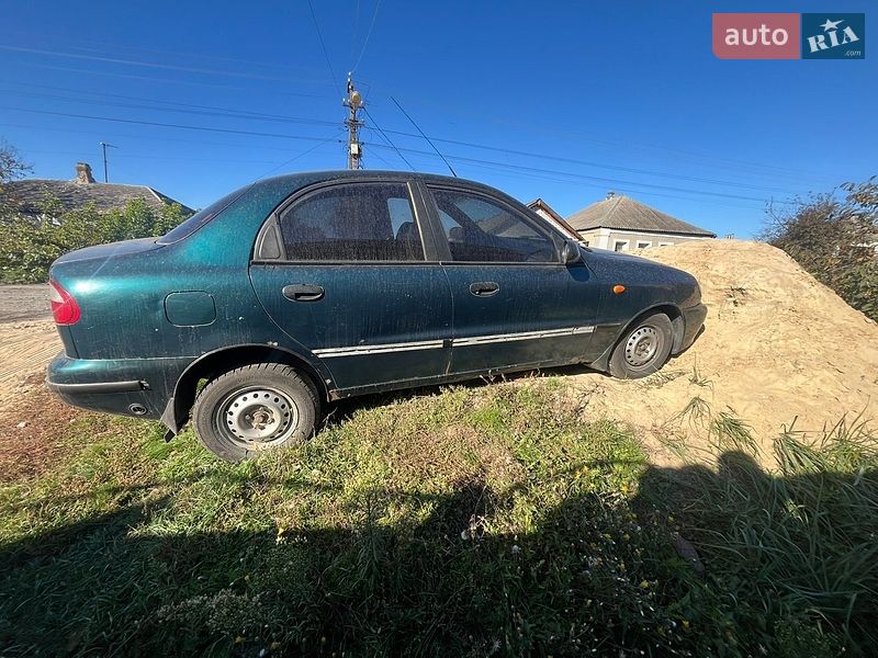 Седан Daewoo Lanos 2005 в Чугуєві