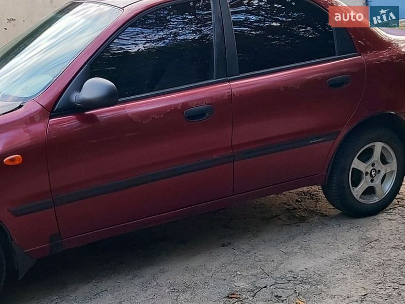 Седан Daewoo Lanos 2003 в Світловодську