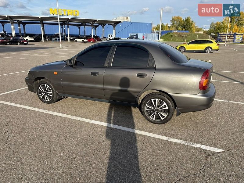 Седан Daewoo Lanos 2012 в Киеве