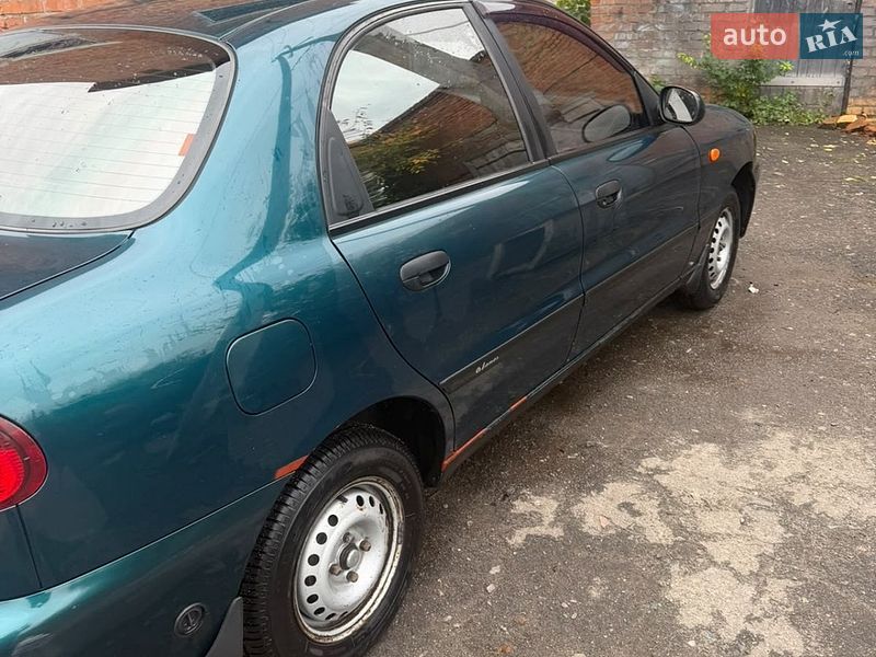Седан Daewoo Lanos 2006 в Недригайлове