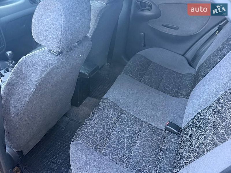 Седан Daewoo Lanos 2007 в Чернігові