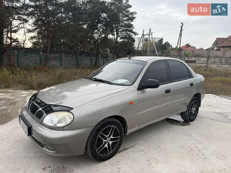 Седан Daewoo Lanos 2009 в Каменском