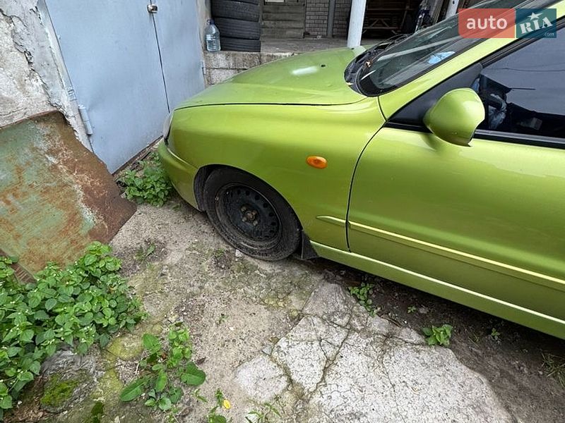 Хэтчбек Daewoo Lanos 2003 в Днепре