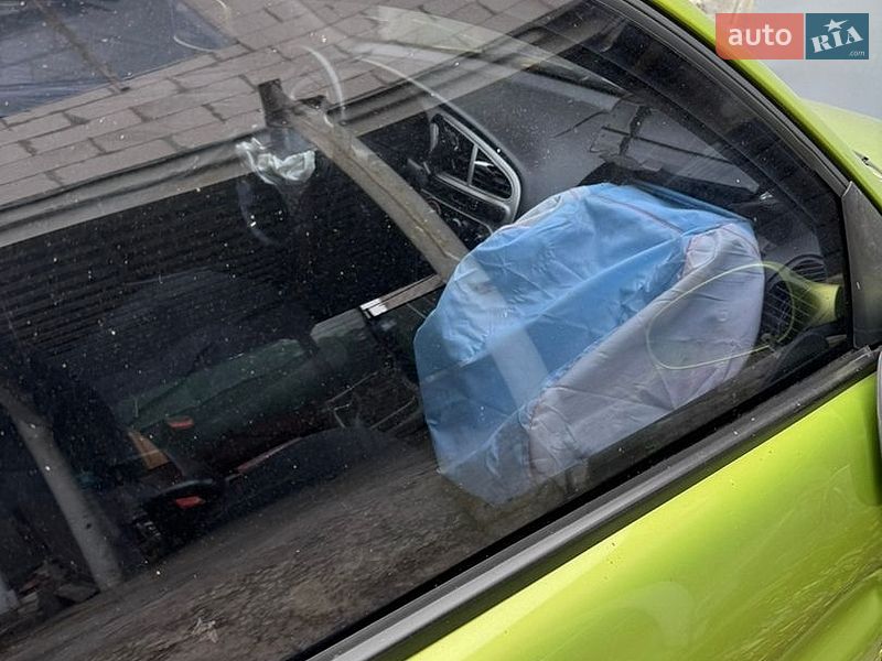 Хэтчбек Daewoo Lanos 2003 в Днепре