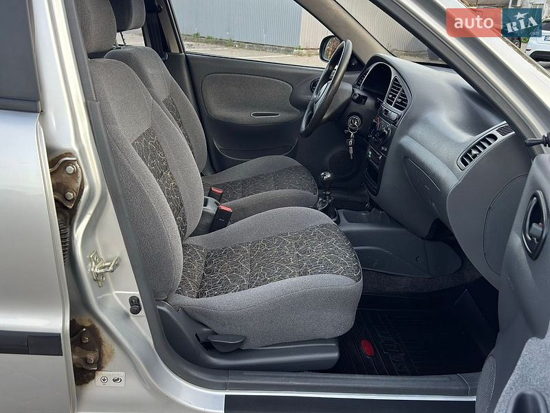 Седан Daewoo Lanos 2007 в Кременчуці
