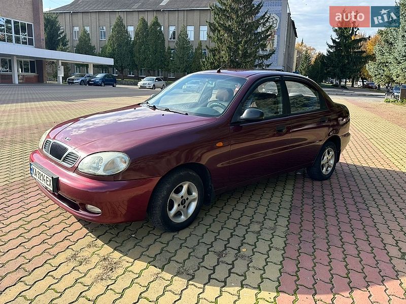 Седан Daewoo Lanos 2008 в Корсуне-Шевченковском