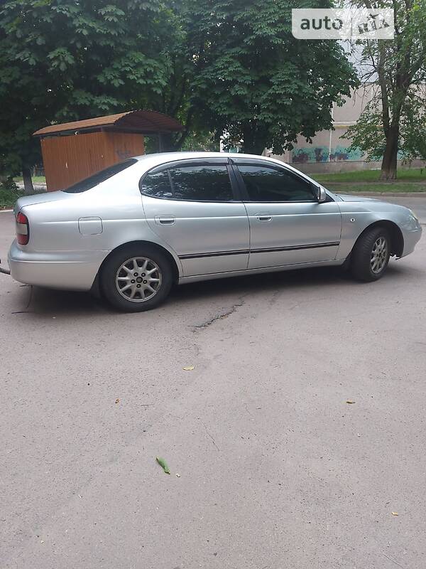Седан Daewoo Leganza 2001 в Кропивницком
