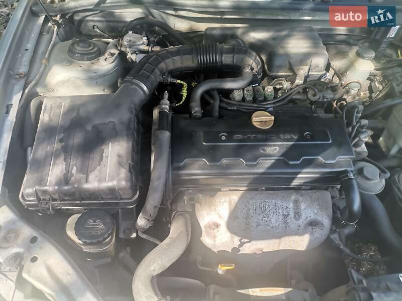 Седан Daewoo Leganza 2001 в Богуславе