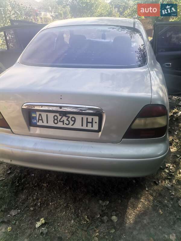 Седан Daewoo Leganza 2001 в Богуславі