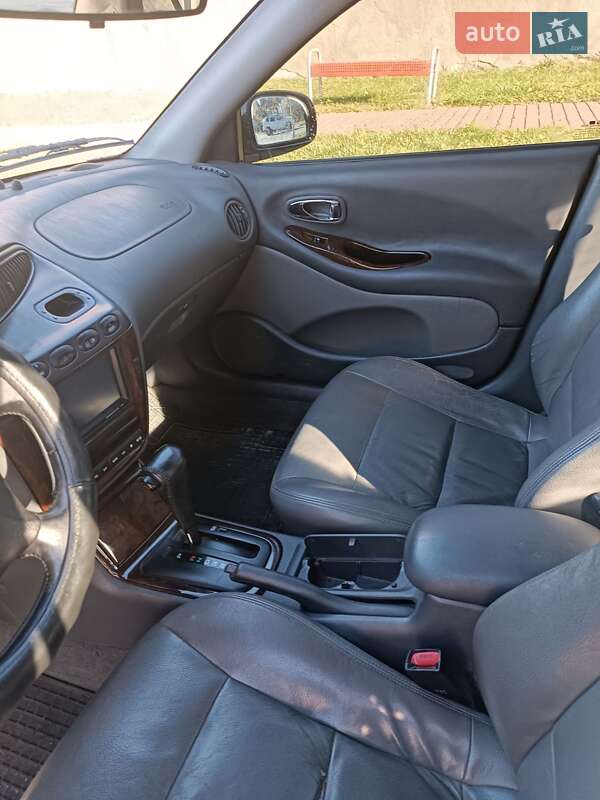 Седан Daewoo Leganza 2001 в Львове