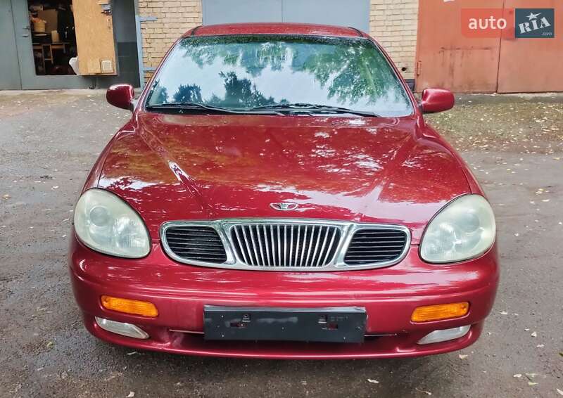 Седан Daewoo Leganza 2001 в Киеве
