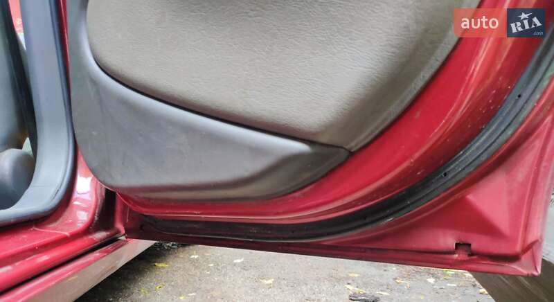 Седан Daewoo Leganza 2001 в Киеве