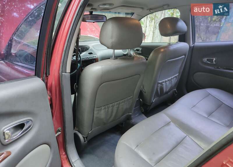 Седан Daewoo Leganza 2001 в Киеве