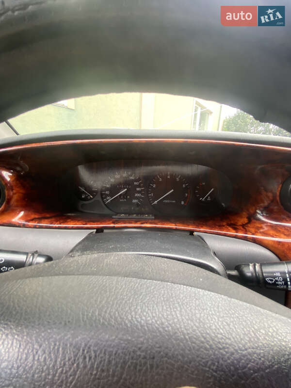 Седан Daewoo Leganza 1999 в Киеве