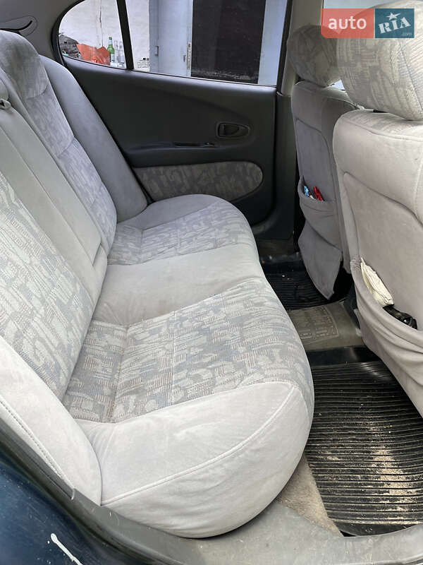 Седан Daewoo Leganza 1998 в Макарові