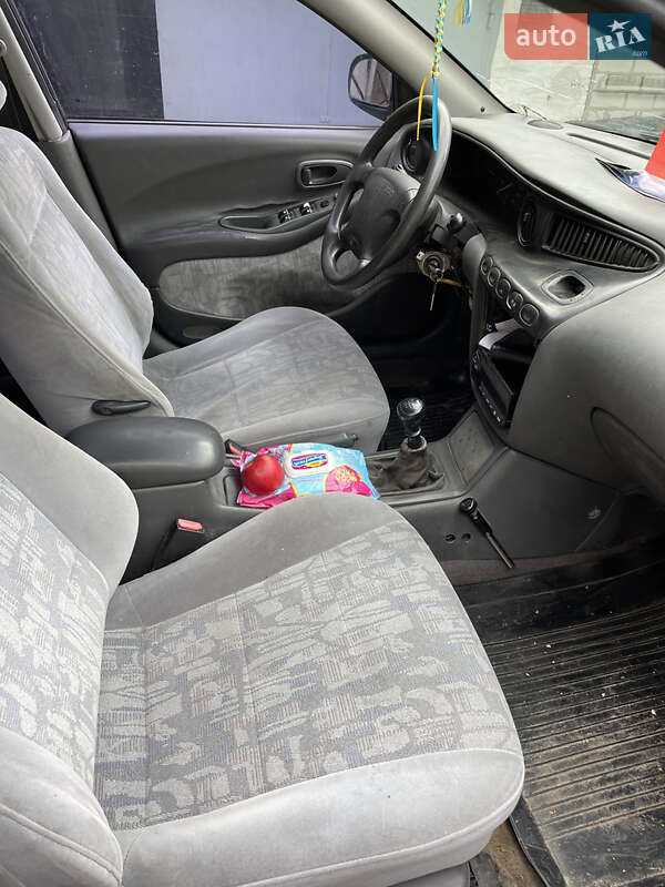 Седан Daewoo Leganza 1998 в Макарові