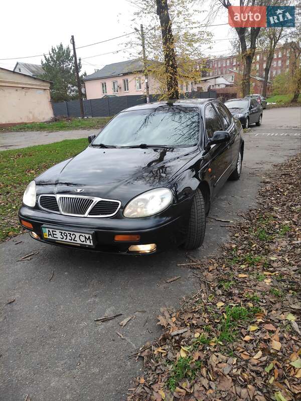 Седан Daewoo Leganza 1998 в Дніпрі