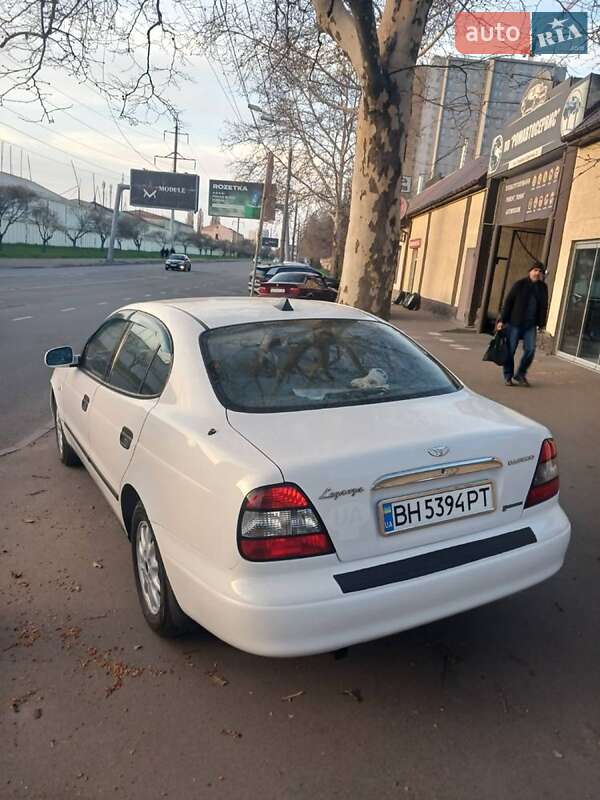 Седан Daewoo Leganza 2001 в Одессе