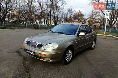 Седан Daewoo Leganza 2001 в Николаеве