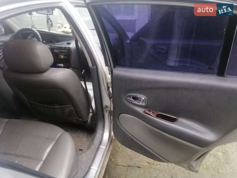Седан Daewoo Leganza 2001 в Харькове