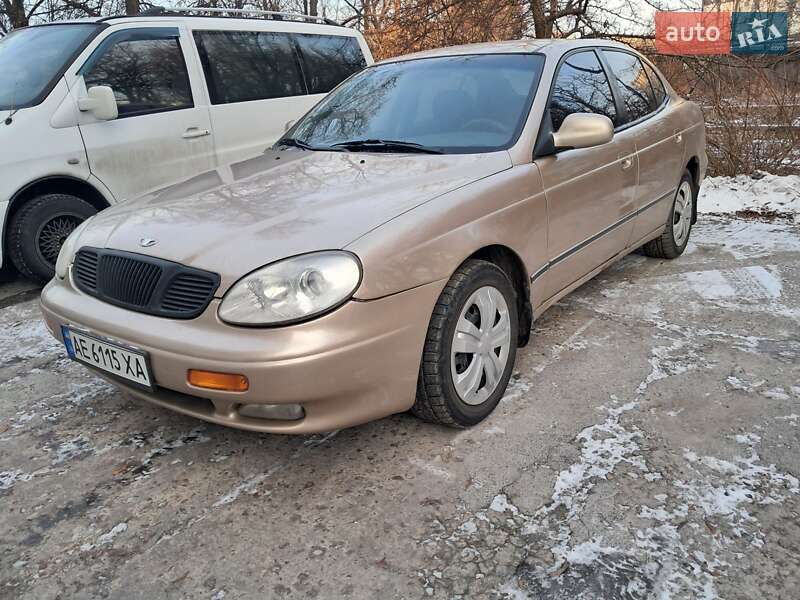 Седан Daewoo Leganza 2001 в Днепре