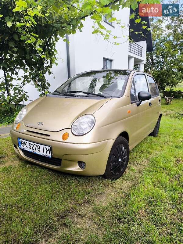 Хэтчбек Daewoo Matiz 2010 в Ровно
