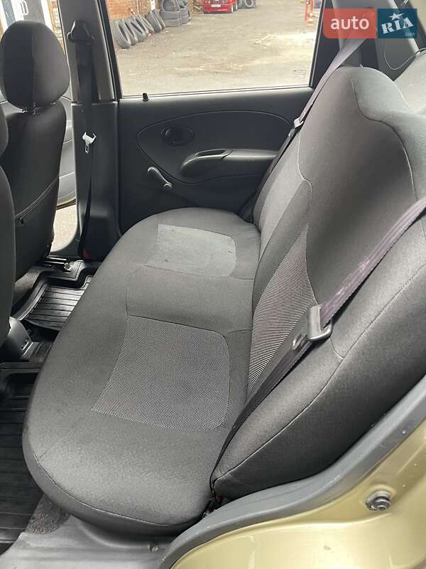 Хэтчбек Daewoo Matiz 2011 в Киеве